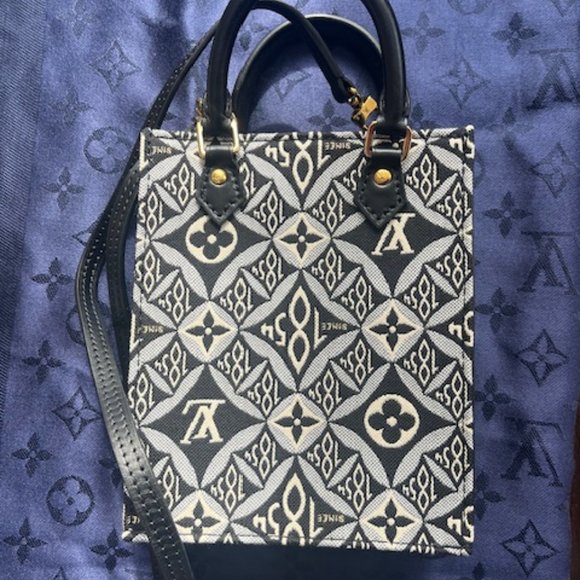 Louis Vuitton Since 1854 Petit Sac Plat - Picture 3 of 10